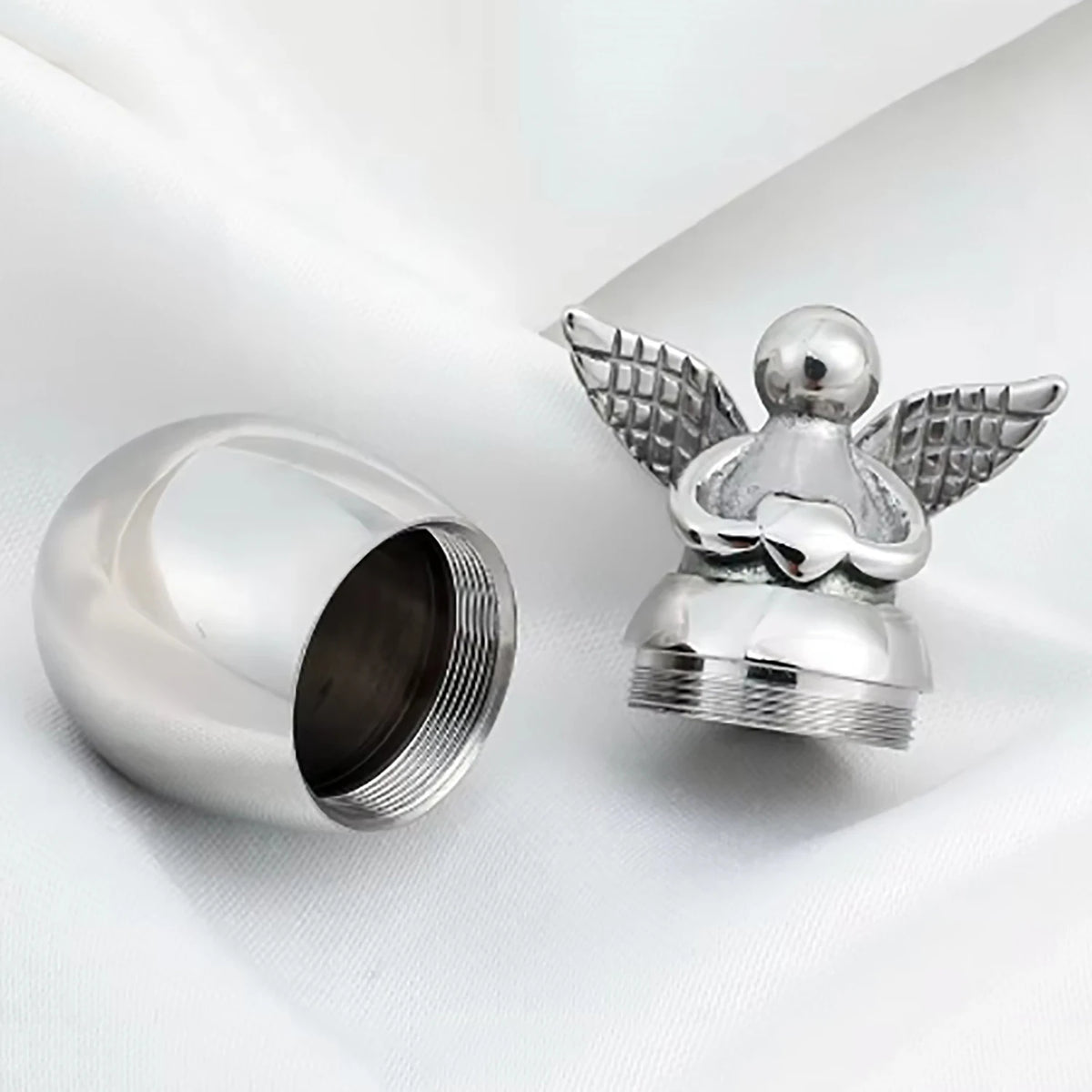 Stainless steel mini urn keepsake